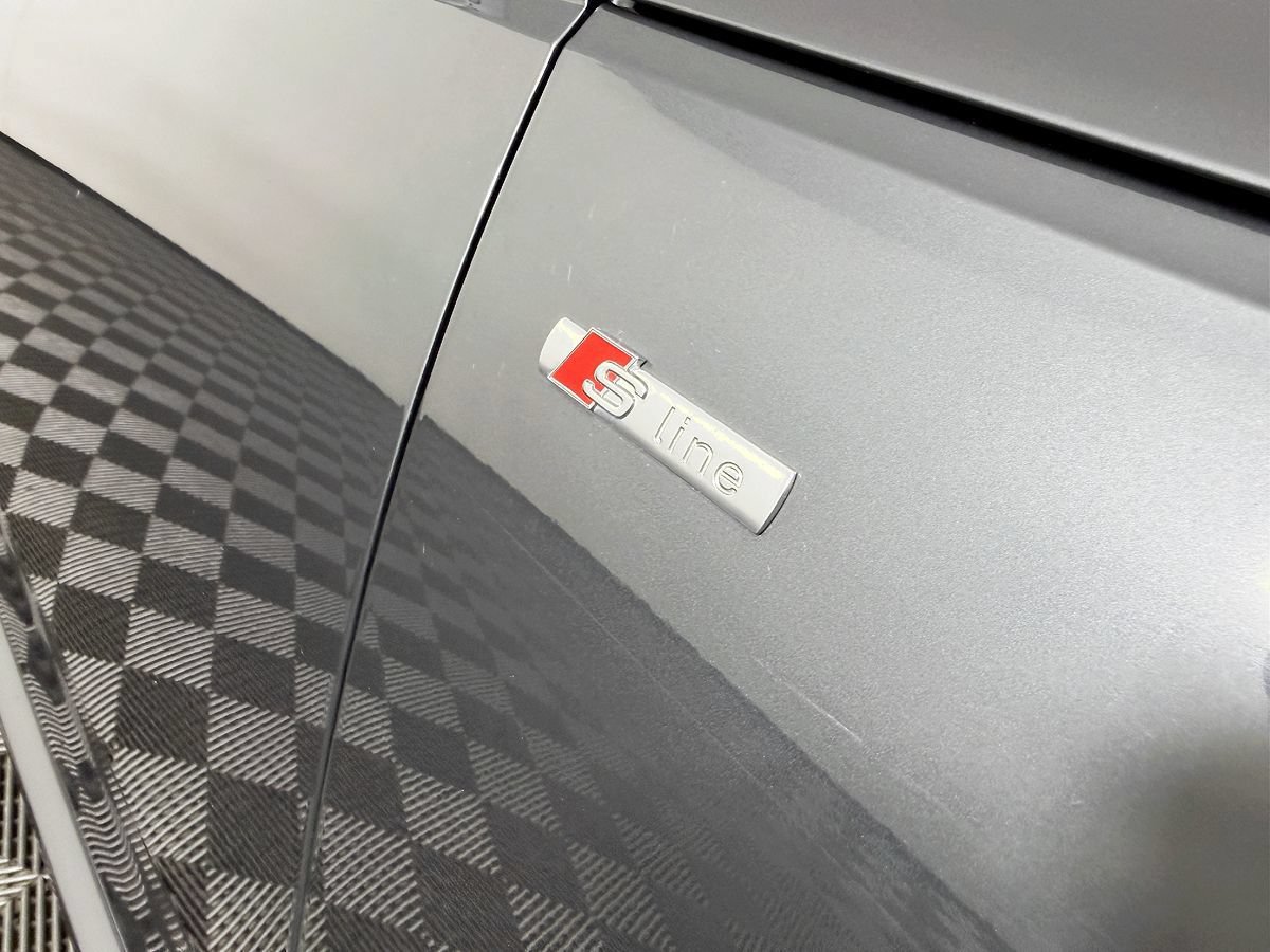 Used 2017 Audi A4 2.0T Prestige AWD/4WD image 28