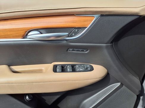 Used 2019 Cadillac XT5 Platinum AWD/4WD image 15