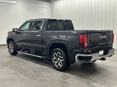 Used 2023 GMC Sierra 1500 SLT w/ SLT Premium Package AWD/4WD image 4