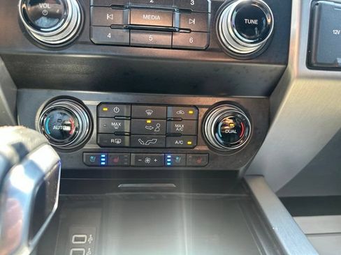 Certified 2019 Ford F150 Platinum AWD/4WD image 49