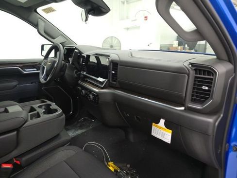 New 2026 Chevrolet Silverado 1500 LT w/ LPO, Dark Essentials Package image 28