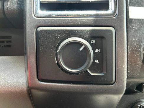 Used 2016 Ford F150 XLT w/ Equipment Group 302A Luxury AWD/4WD image 33