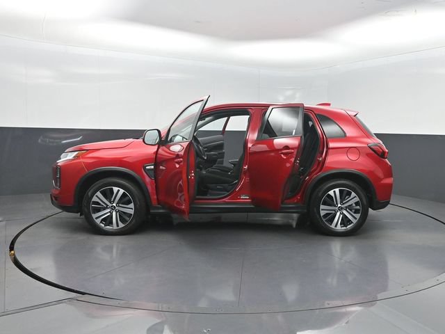 Used 2024 Mitsubishi Outlander Sport ES AWD/4WD image 32