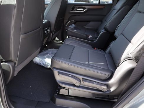 New 2026 GMC Yukon Denali image 17