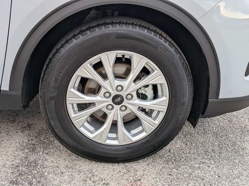 Used 2025 Ford Escape Active FWD image 13