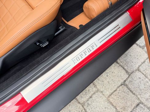 Used 2022 Ferrari Roma RWD image 52