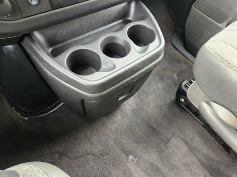Used 2025 Chevrolet Express 3500 LS image 21
