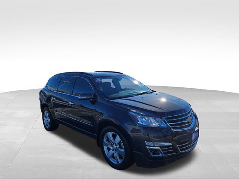 Used 2017 Chevrolet Traverse Premier image 4