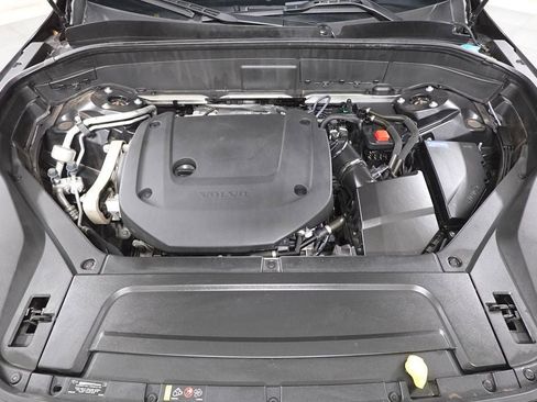 Used 2023 Volvo XC90 B6 Ultimate w/ Protection Package Premier image 32