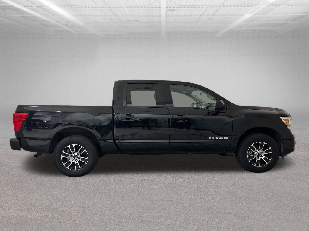 Used 2023 Nissan Titan SV AWD/4WD image 8
