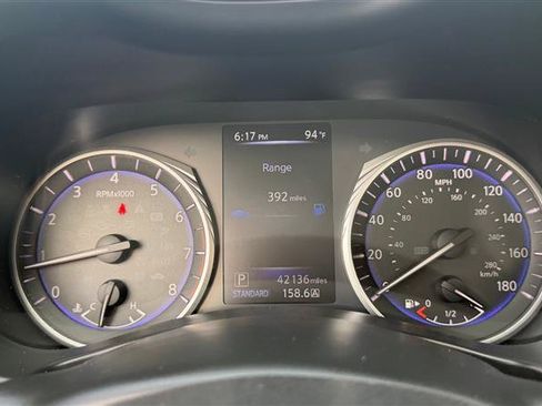 Used 2018 INFINITI Q60 2.0t w/ Moonroof Package RWD image 13