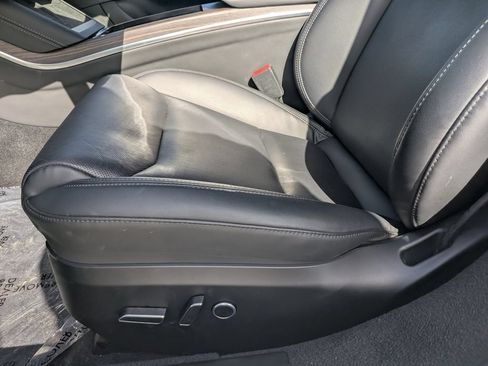 Used 2022 Tesla Model S AWD/4WD image 19