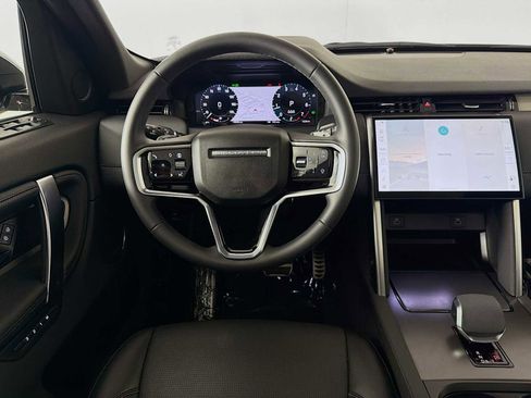 Used 2024 Land Rover Discovery Sport Dynamic SE image 22