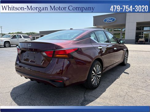 Used 2025 Nissan Altima 2.5 SV FWD image 5