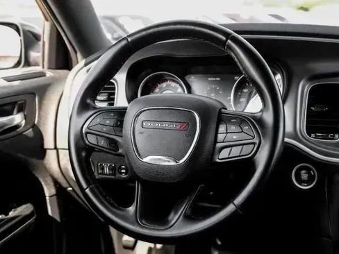 Used 2022 Dodge Charger SXT image 26