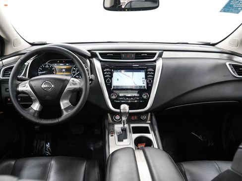 Used 2018 Nissan Murano SL w/ Moonroof Package AWD/4WD image 16