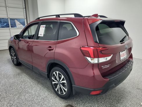 Used 2019 Subaru Forester Limited w/ Popular Package #3 AWD/4WD image 5