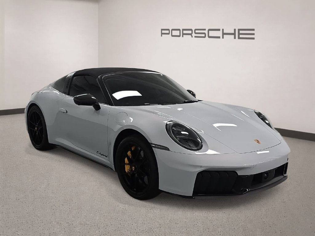 Certified 2026 Porsche 911 Targa 4 GTS AWD/4WD image 8