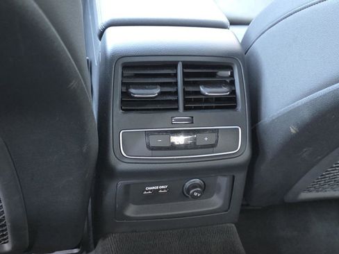 Used 2022 Audi A4 2.0T Premium Plus image 11