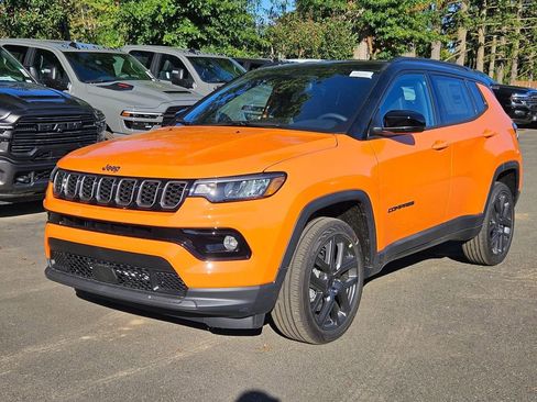 New 2026 Jeep Compass Limited image 3
