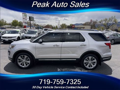 Used 2018 Ford Explorer Limited AWD/4WD image 3