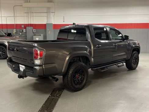 Used 2023 Toyota Tacoma TRD Sport image 10