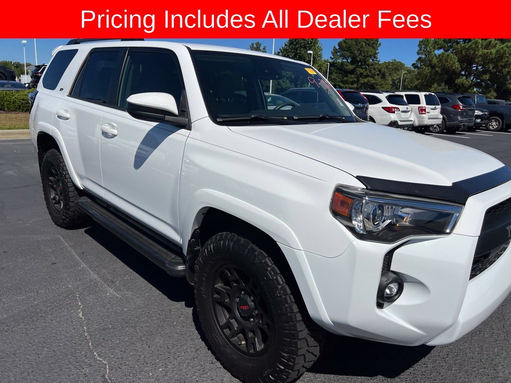Used 2021 Toyota 4Runner SR5 AWD/4WD image 16