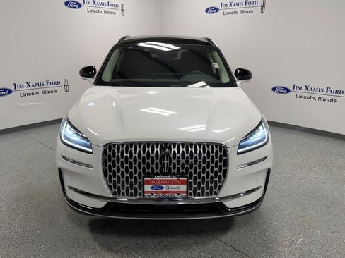 New 2026 Lincoln Corsair Premiere image 5