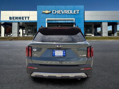 Used 2021 Kia Sorento EX w/ EX AWD X-Line Package image 5