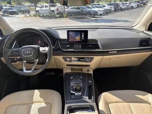 Used 2019 Audi Q5 2.0T Premium AWD/4WD image 29