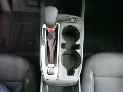 Used 2026 Chevrolet Trax RS FWD image 22