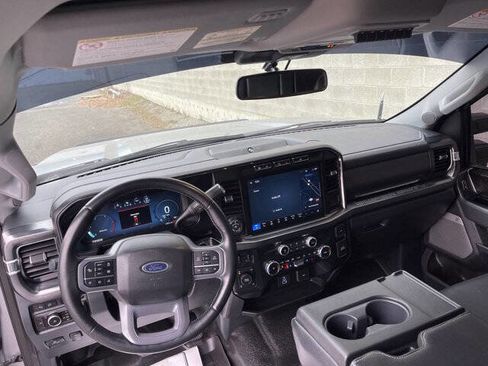 Used 2023 Ford F250 Lariat w/ Tow Technology Package image 13