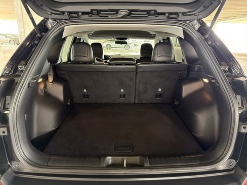 Used 2020 Jeep Cherokee Latitude Plus FWD image 21