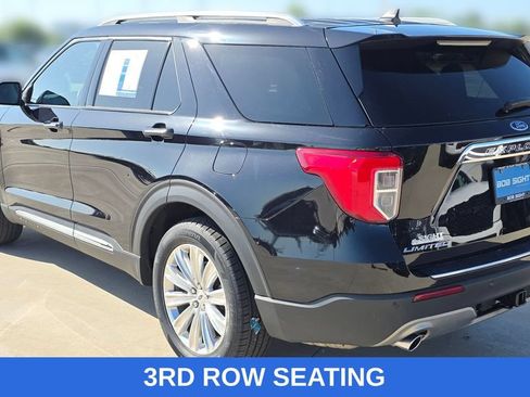 Used 2022 Ford Explorer Limited w/ Equipment Group 301A AWD/4WD image 3