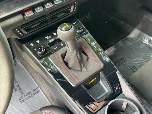 Used 2022 Porsche 911 GT3 RWD image 43
