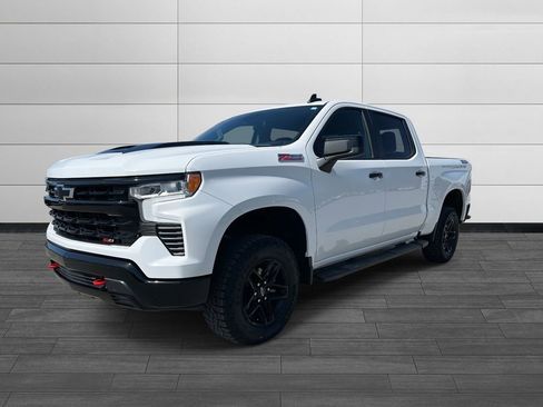 Used 2024 Chevrolet Silverado 1500 LT Trail Boss w/ Protection Package AWD/4WD image 7