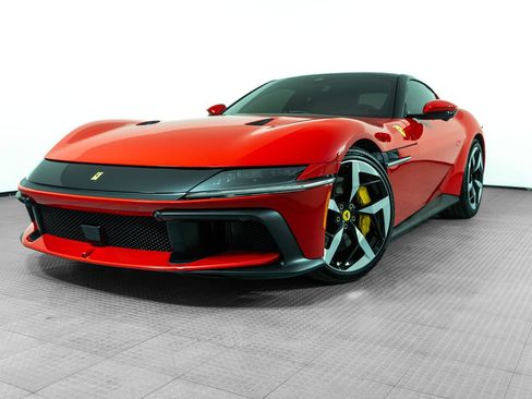 Certified 2025 Ferrari 12Cilindri RWD image 1