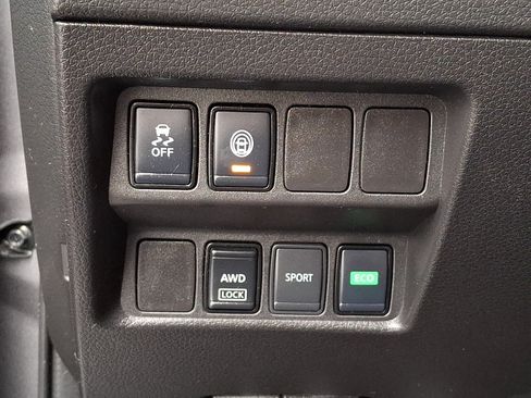 Used 2020 Nissan Rogue Sport S AWD/4WD image 24