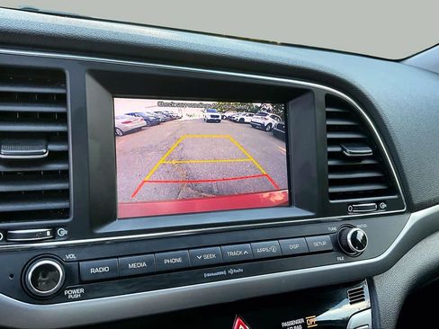 Used 2017 Hyundai Elantra Value Edition w/ Cargo Package FWD image 28