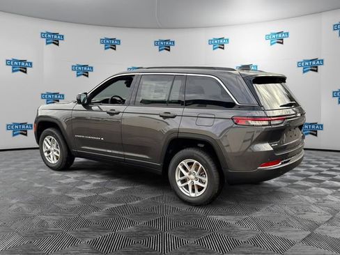 New 2025 Jeep Grand Cherokee Laredo X w/ Luxury Tech Group I image 3