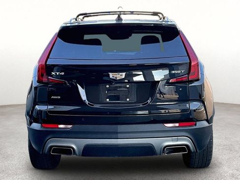Used 2021 Cadillac XT4 Premium Luxury w/ Cold Weather Package AWD/4WD image 5
