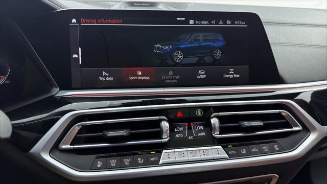 Used 2022 BMW X7 M50i w/ Dynamic Handling Package AWD/4WD image 33