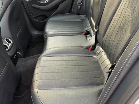 Used 2021 Mercedes-Benz E 350 4MATIC Sedan image 12