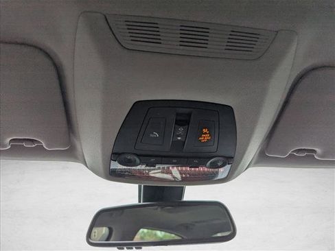 Used 2015 BMW 740Li xDrive image 21