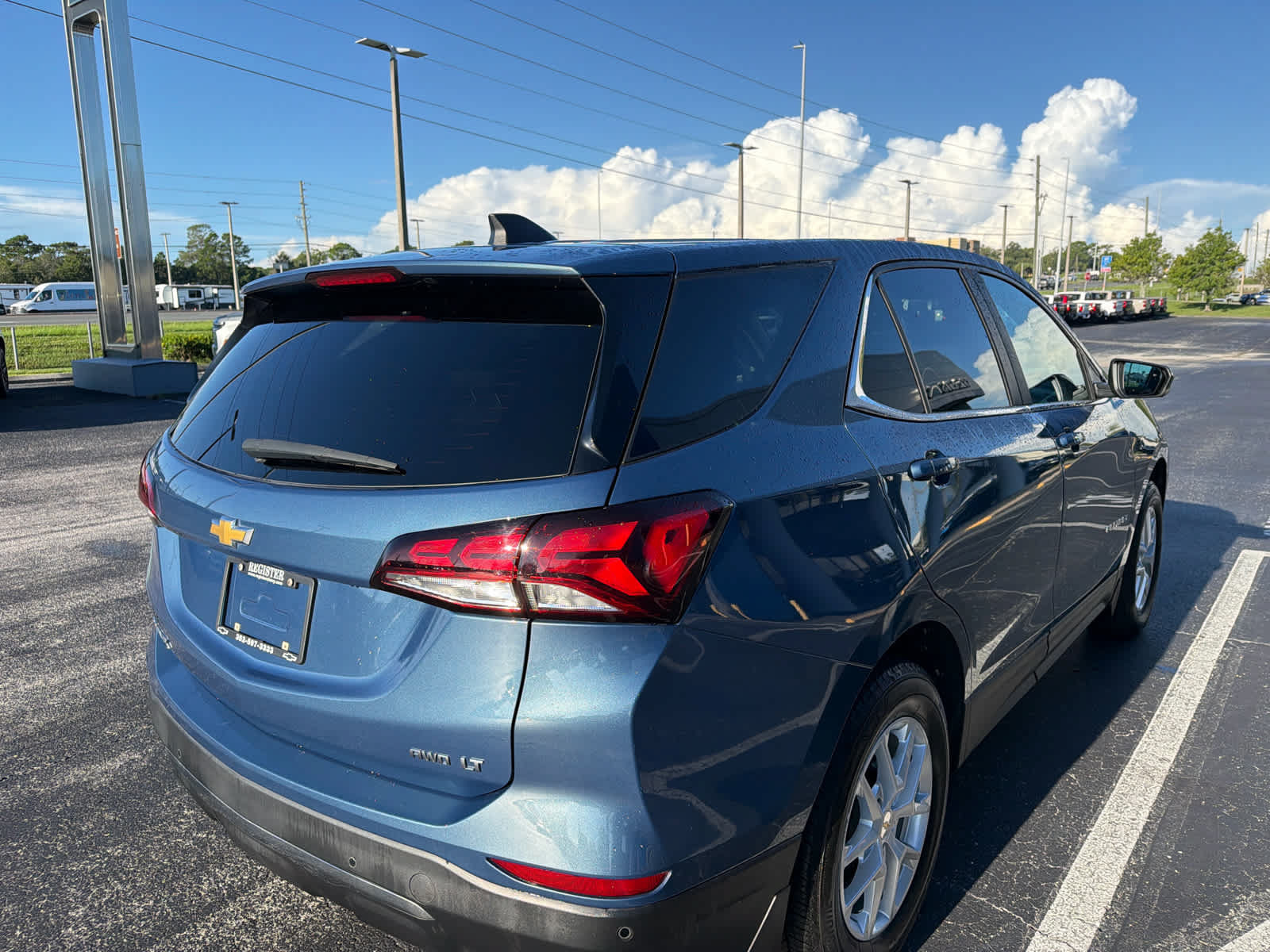 Used 2024 Chevrolet Equinox LT w/ LPO, Floor Liner Package AWD/4WD image 4