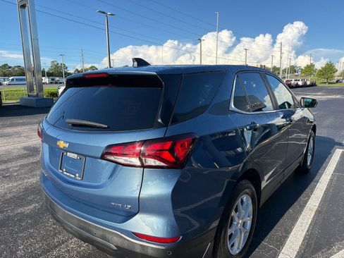 Used 2024 Chevrolet Equinox LT w/ LPO, Floor Liner Package AWD/4WD image 4