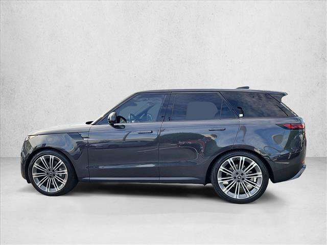 Used 2024 Land Rover Range Rover Sport SE AWD/4WD image 9