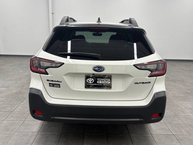 Used 2025 Subaru Outback Onyx Edition AWD/4WD image 3