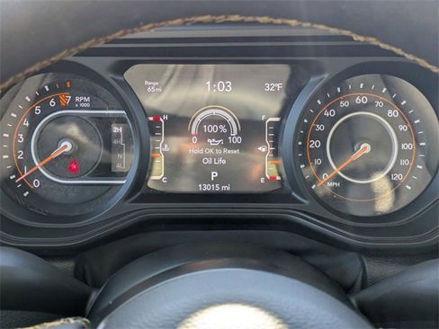 Used 2024 Jeep Gladiator Sport image 17