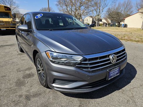 Used 2019 Volkswagen Jetta SE image 5